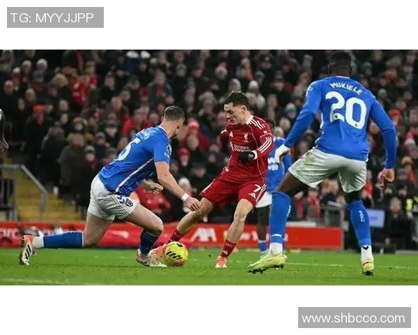 欧冠激战：拜仁逆转利物浦乌龙球成关键瞬间数据分析揭秘