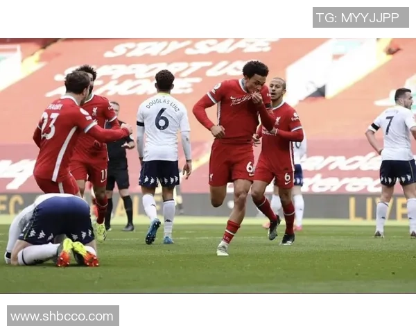 国王杯曼城大胜里昂红牌事件引发全场热议战术分析揭秘