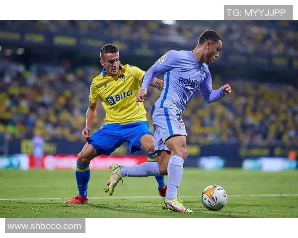 欧联杯激战巴萨与利物浦平局帽子戏法瞬间点燃全场激情